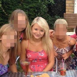 两个女的海滩在线观看,两女共度浪漫时光